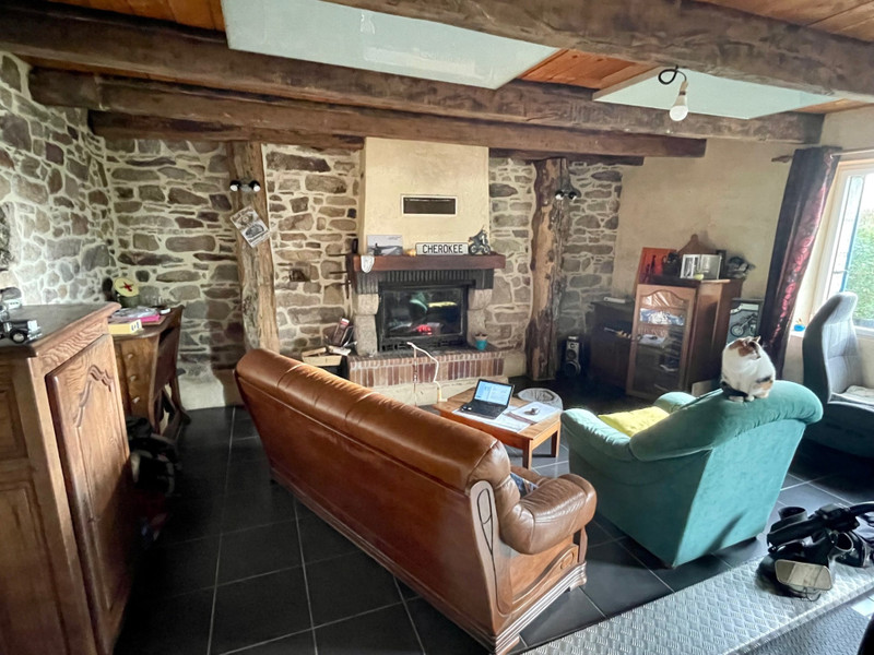 French property for sale in Le Guerno, Morbihan - €232,000 - photo 4