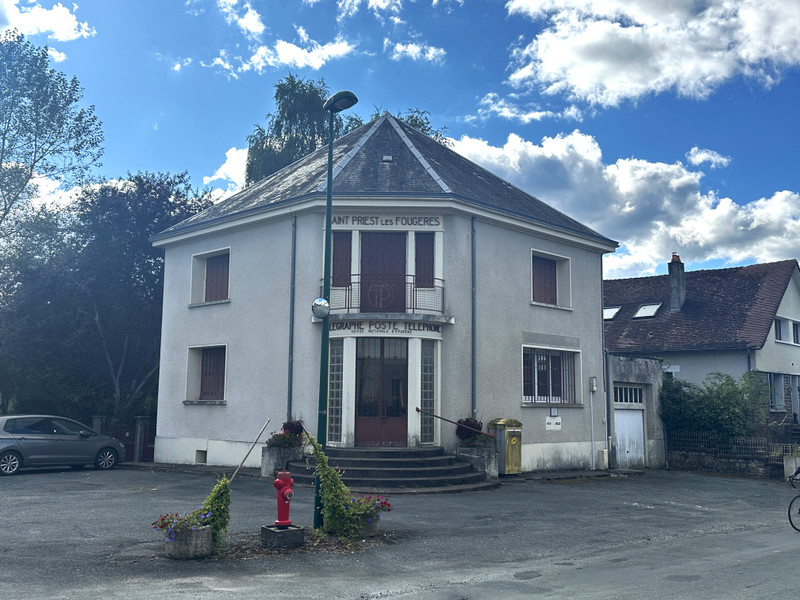Maison à vendre à Saint-Priest-les-Fougères, Dordogne - 88.000 € - photo 1