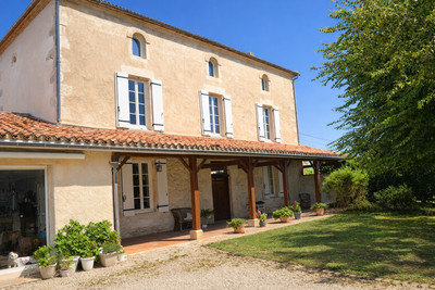 French property for sale in Bourran, Lot-et-Garonne - €327,000 - photo 3