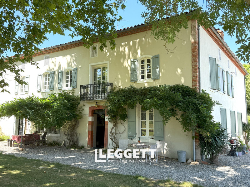 Maison 582m² — Artigat