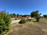 Chalet à vendre à Preyssac-d'Excideuil, Dordogne - 141.700 € - photo 3