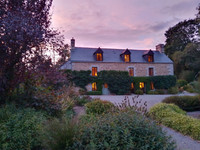 Propriété à vendre à Dol-de-Bretagne, Ille-et-Vilaine - 750 000 € - photo n°1