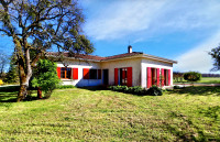Propriété à vendre à La Rochefoucauld-en-Angoumois, Charente - 275 000 € - photo n°3