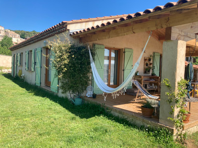 Maison à vendre à Simiane-la-Rotonde, Alpes-de-Hautes-Provence, PACA, avec Leggett Immobilier