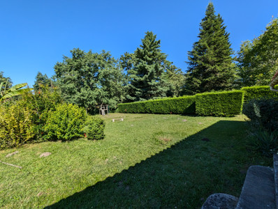 French property for sale in Condéon, Charente - €298,200 - photo 9