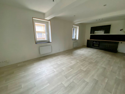 Appartement à vendre à Montrond-les-Bains, Loire, Rhône-Alpes, avec Leggett Immobilier