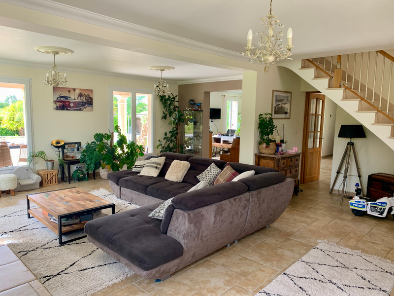 French property for sale in Échebrune, Charente-Maritime - €499,000 - photo 5