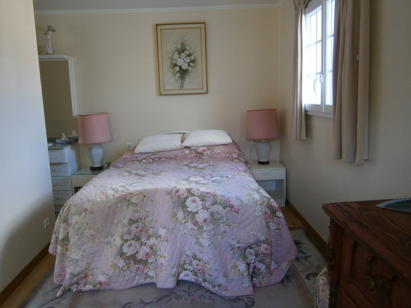 French property for sale in Berrien, Finistère - €250,000 - photo 5