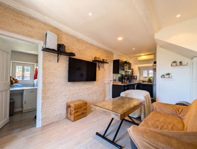 French property for sale in Drap, Alpes-Maritimes - €179,000 - photo 2