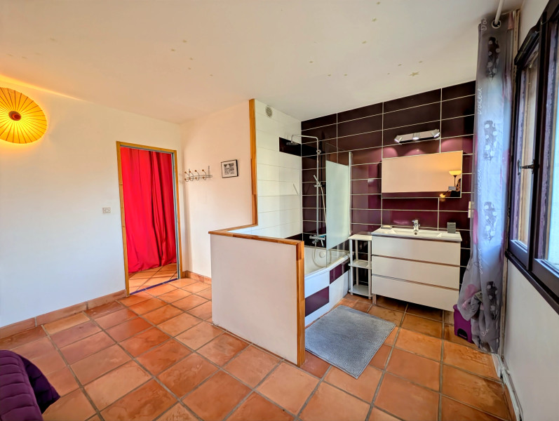 French property for sale in Rochefort-du-Gard, Gard - €410,000 - photo 9