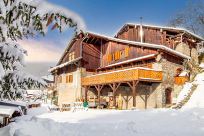 Maison à vendre à Hautecour, Savoie, Rhône-Alpes, avec Leggett Immobilier