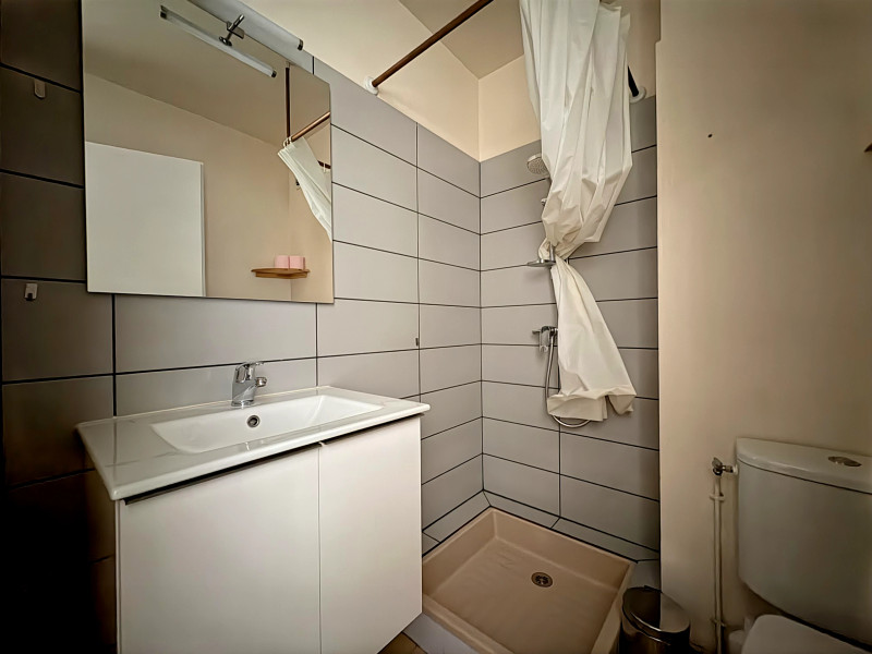 French property for sale in Vernet-les-Bains, Pyrénées-Orientales - €41,600 - photo 4