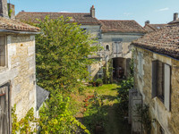 Propriété à vendre à Angoulême, Charente - 249 000 € - photo n°2