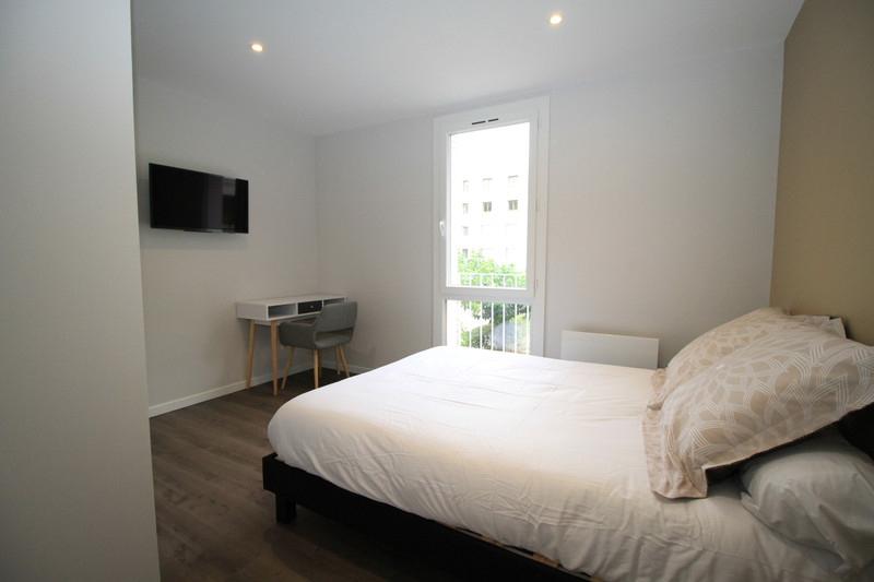 French property for sale in Avignon, Vaucluse - €179,000 - photo 9