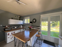 Propriété à vendre à Saint-Hilaire-du-Harcouët, Manche - 247 500 € - photo n°4