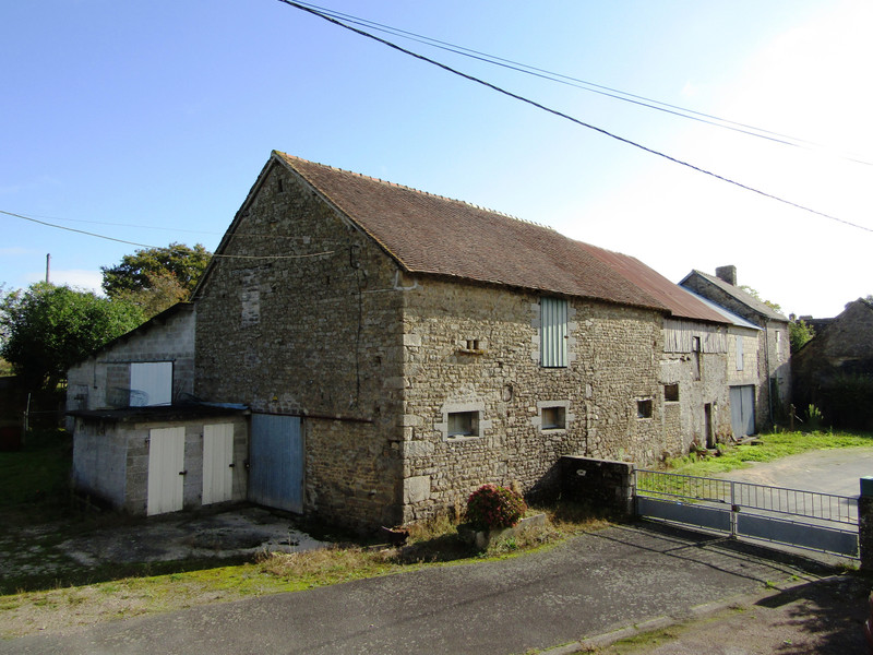 French property for sale in Saint-Pierre-des-Nids, Mayenne - €130,900 - photo 1
