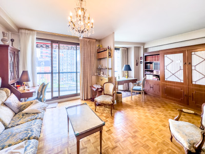 French property for sale in Paris 12e Arrondissement, Paris - €680,000 - photo 1