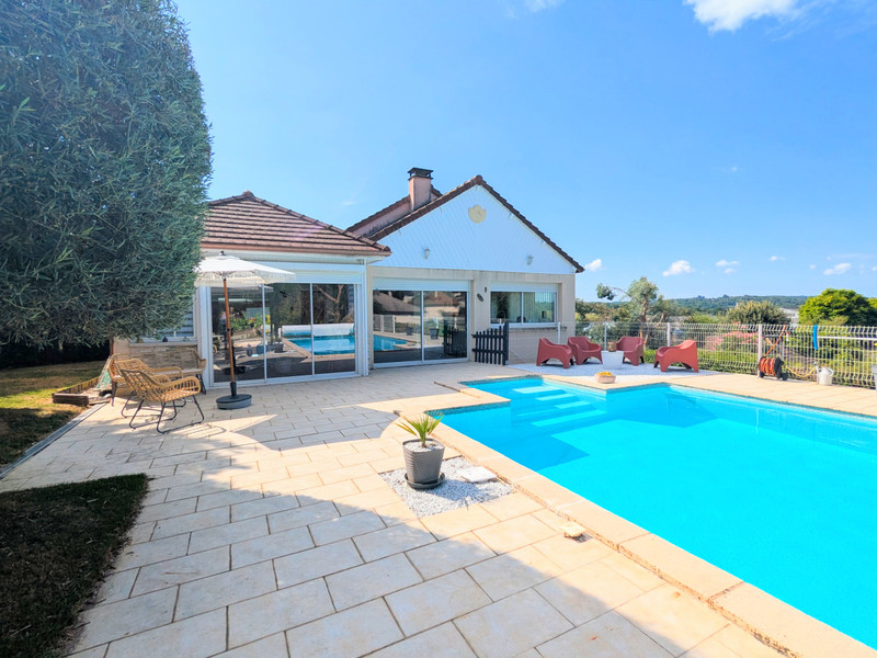 Maison à vendre à Lubersac, Corrèze - 255.000 € - photo 1
