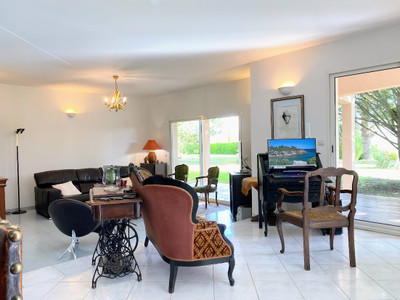 French property for sale in Mansle, Charente - €360,400 - photo 6