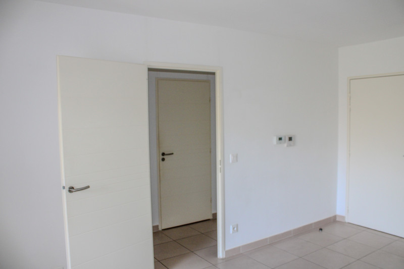 French property for sale in Hyères, Var - €159,000 - photo 12