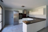 Propriété à vendre à Uzès, Gard - 890 000 € - photo n°4