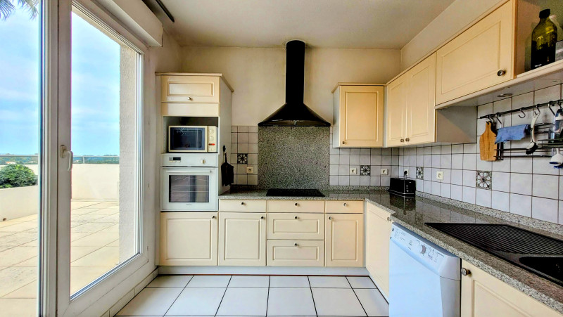 French property for sale in Perpignan, Pyrénées-Orientales - €320,000 - photo 2