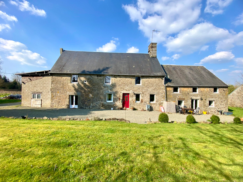 Maison à vendre à Montaigu-les-Bois, Manche - 389.000 € - photo 1