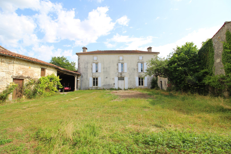 Maison à vendre à Chives, Charente-Maritime - 149.000 € - photo 1