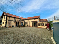 Propriété à vendre à Sauveterre, Hautes-Pyrénées - 249 000 € - photo n°1