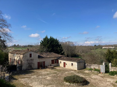 Maison à vendre à Bonneville-et-Saint-Avit-de-Fumadières, Dordogne, Aquitaine, avec Leggett Immobilier
