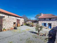 Propriété à vendre à Val-d'Oire-et-Gartempe, Haute-Vienne - 149 330 € - photo n°1