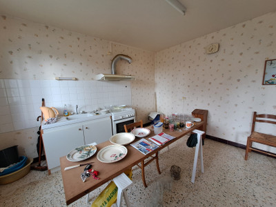 French property for sale in Luzy, Nièvre - €120,000 - photo 11