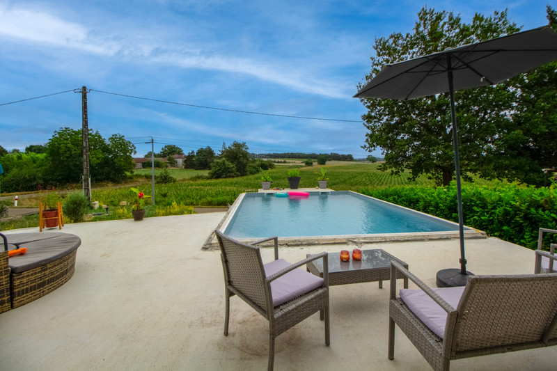 Maison à vendre à Sérignac, Lot - 214.000 € - photo 1