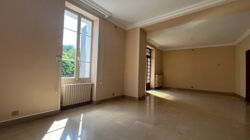 French property for sale in Le Thor, Vaucluse - €350,000 - photo 5