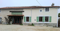 Maison à vendre à Parzac, Charente - 224.700 € - photo 1
