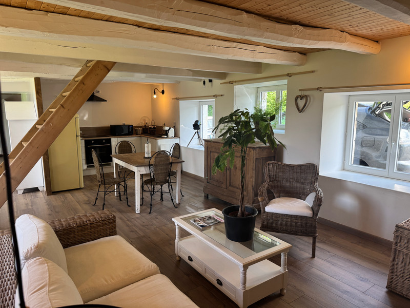 French property for sale in Glomel, Côtes-d'Armor - €152,600 - photo 2