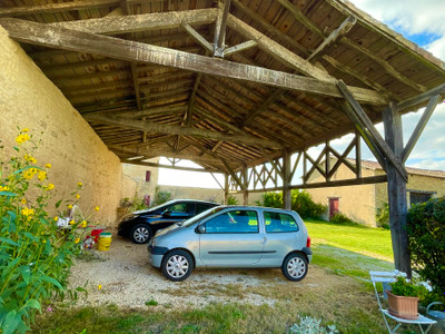 French property for sale in Lezay, Deux-Sèvres - €445,200 - photo 6