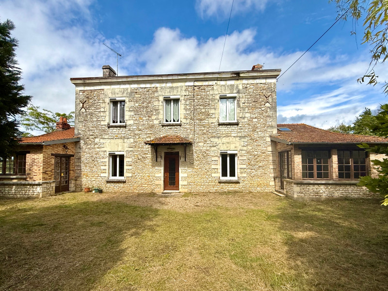Propriété à vendre à Guesnes, Vienne - 180 000 €
