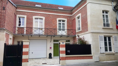 Appartement à vendre à Clermont, Oise, Picardie, avec Leggett Immobilier