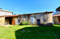 Propriété à vendre à Écuras, Charente - 62 600 € - photo n°1