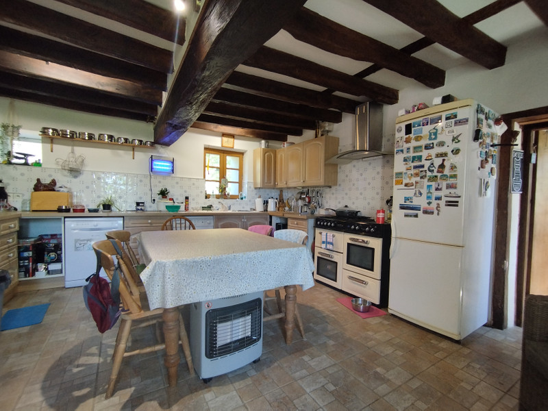 French property for sale in Saint-Léger-Magnazeix, Haute-Vienne - €143,880 - photo 2