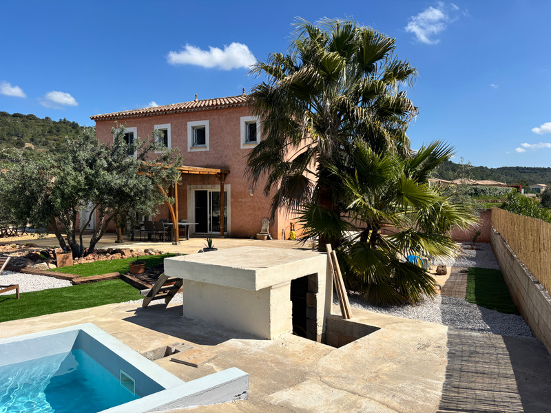 French property for sale in Cébazan, Hérault - €369,000 - photo 2