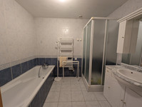 Maison à vendre à Le Pin, Charente-Maritime - 214.000 € - photo 7
