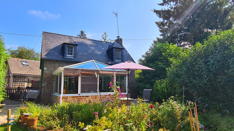 Maison à vendre à ST DENIS DE GASTINES, Mayenne - 116.600 € - photo 1