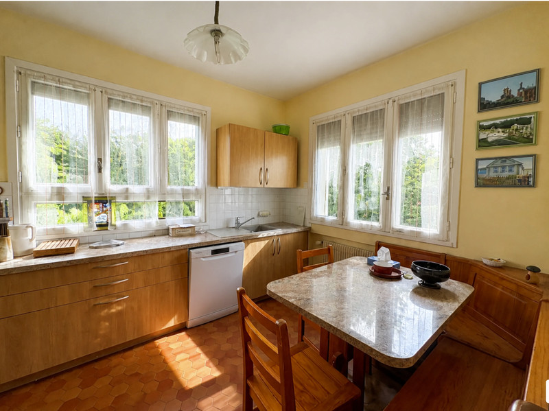French property for sale in Thiers, Puy-de-Dôme - €211,500 - photo 3
