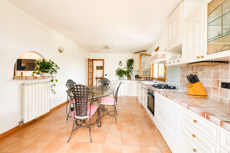 French property for sale in Saint-Paul-de-Vence, Alpes-Maritimes - €1,680,000 - photo 4