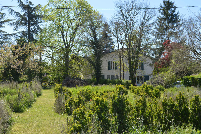 French property for sale in Nérac, Lot-et-Garonne - €420,000 - photo 1