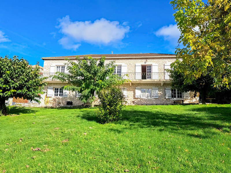Maison à vendre à Monflanquin, Lot-et-Garonne - 382 978 € - photo 1