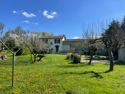 French property for sale in Melle, Deux-Sèvres - €239,800 - photo 8