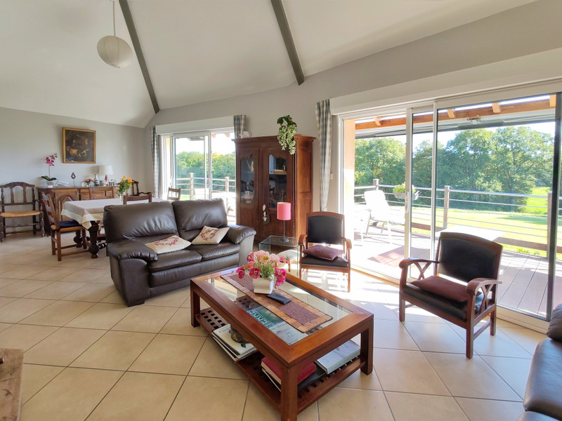 French property for sale in Senillé-Saint-Sauveur, Vienne - €428,550 - photo 3